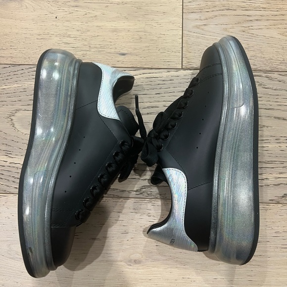 🌈 Alexander McQueen Oversized Iridescent Leather Clear Sole Sneakers - Picture 4 of 8